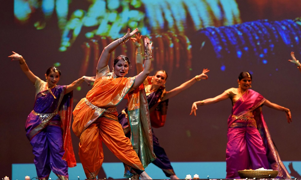 Maharashtra Traditional Dance Costume