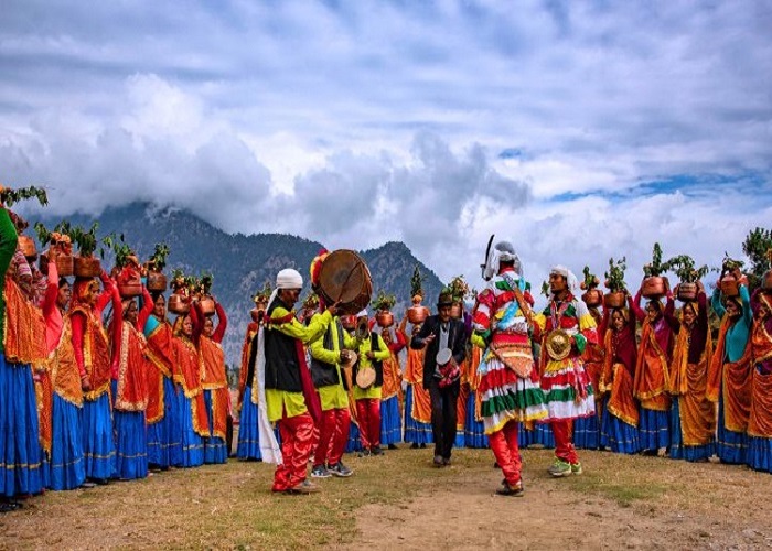 Uttarakhand Folk Dance Performance