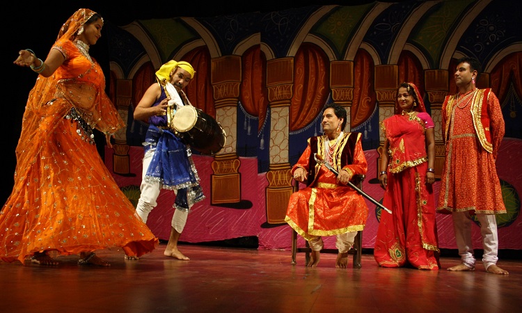 nautanki-dance-troupe