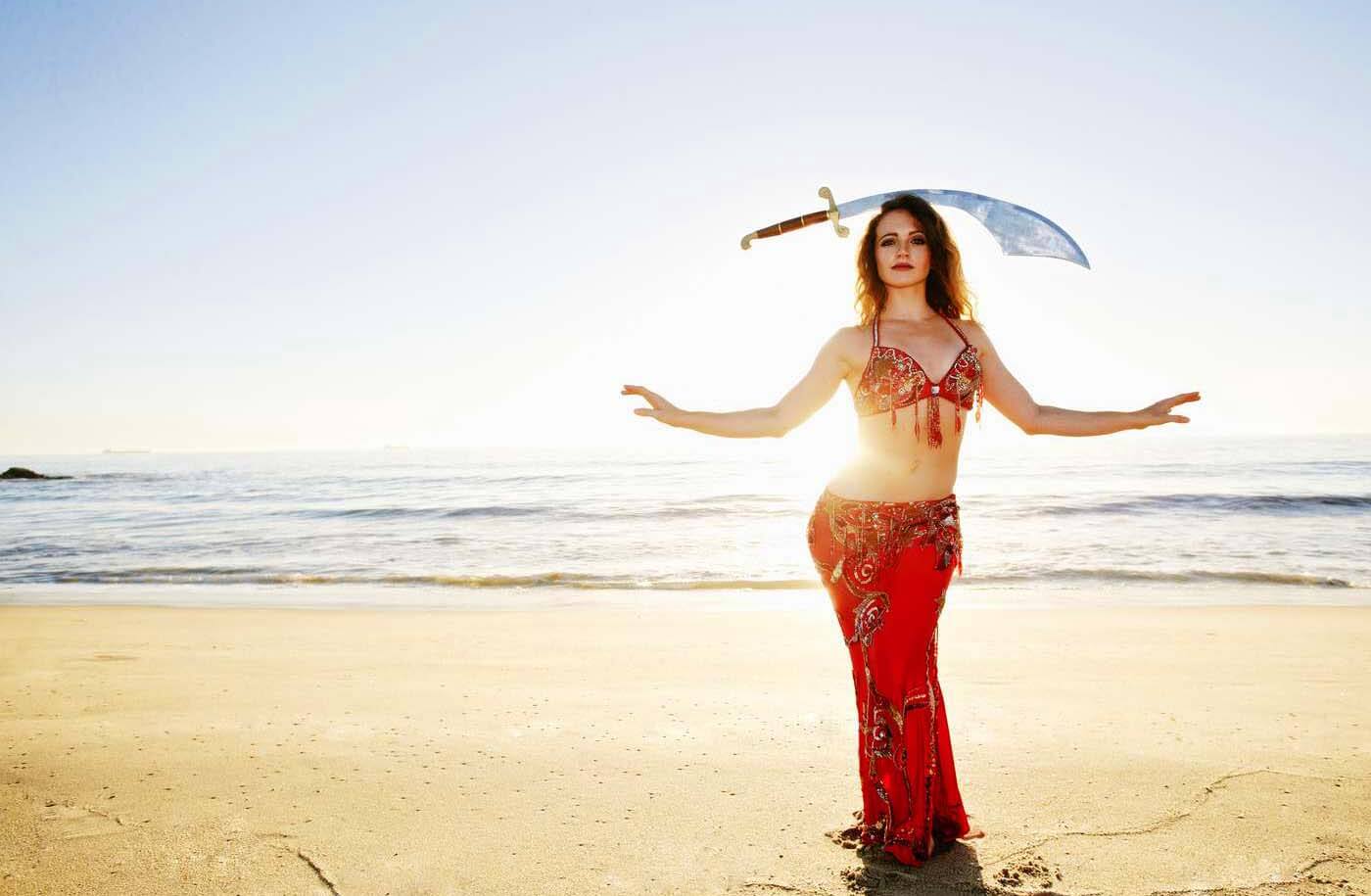 Professional Belly Dancers in Delhi