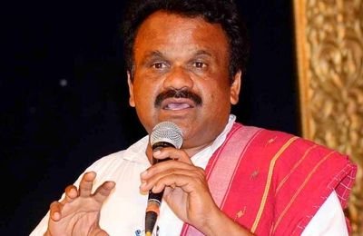 Kannada Lokgeet folk singer performing