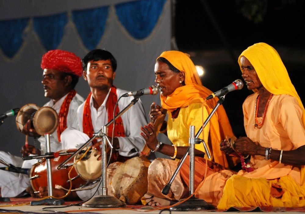 Traditional Rajasthani (dialect cluster) folk music performance
