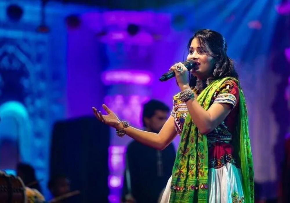 Traditional Rajasthani (dialect cluster) folk music performance