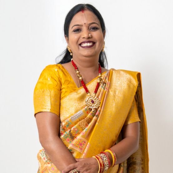 Seema Mishra - Rajasthani Marwadi Folk and Devotional Singer