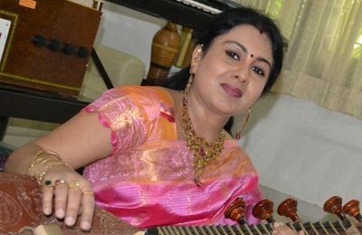 Tamil Lokgeet folk singer performing